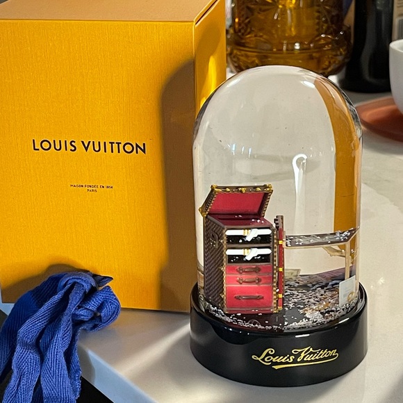 Louis Vuitton Accessories - ✨Louis Vuitton Limited Edition Snow Globe ❄️